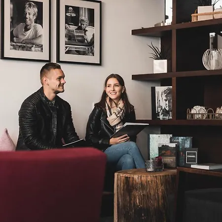 Alfa 호텔 세르파우스